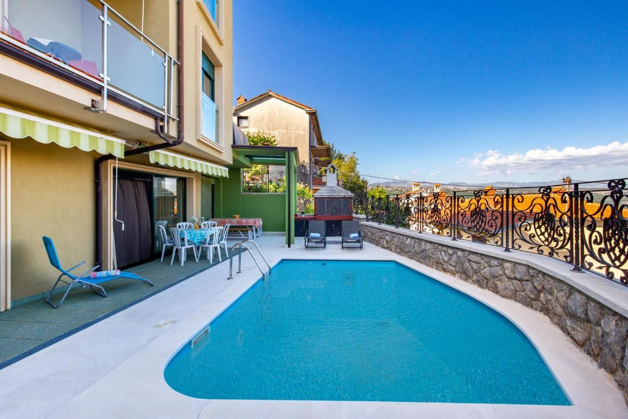 Lux Apartmani Opatija Ngoại thất bức ảnh